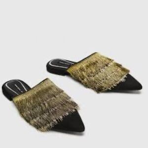 Zara Sz 11‎ Black Gold Metallic Fringe Mules with Distinctive Design
